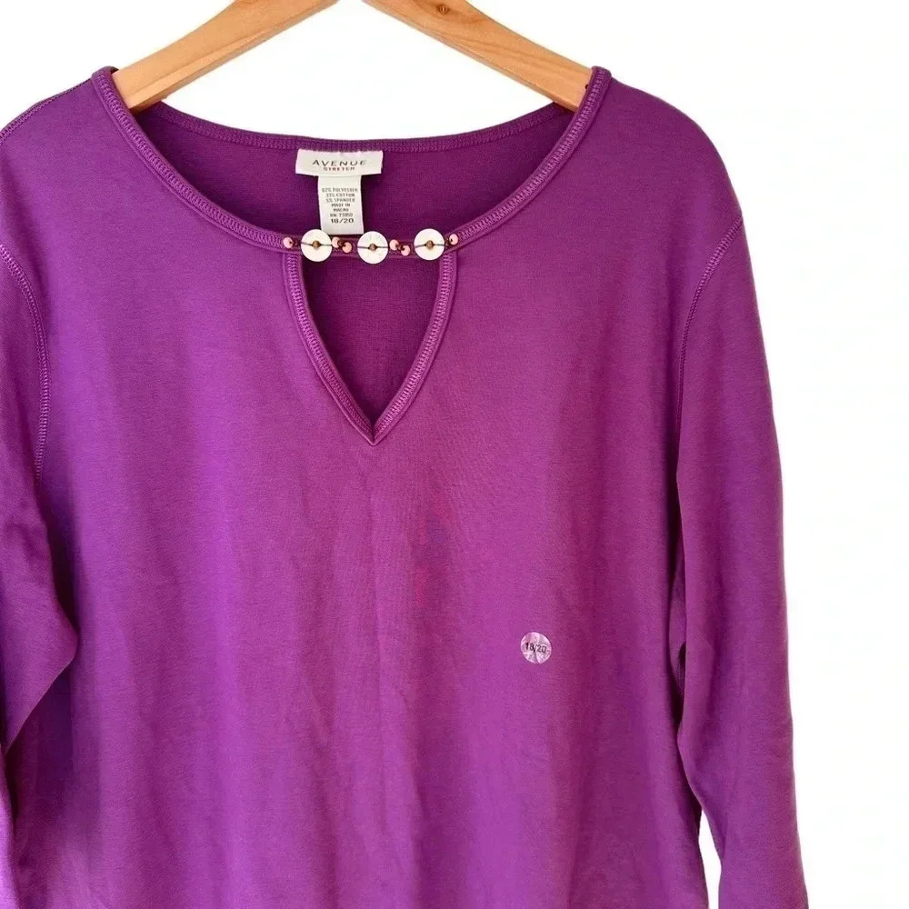 Avenue Top 18/20 Purple Keyhole Beaded 3/4 Sleeve Stretch Knit - Picture 2 of 6